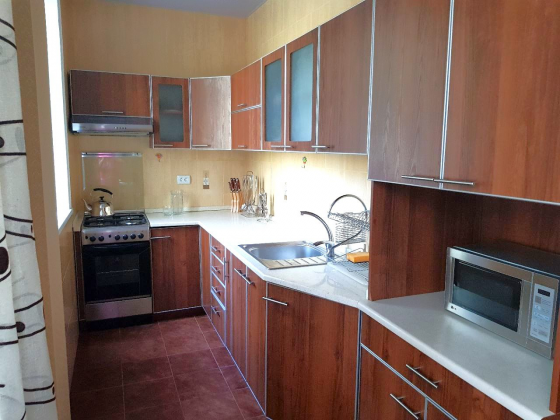 Сдаётся 3х-комнатная квартира в Пролетарском районе Донецк