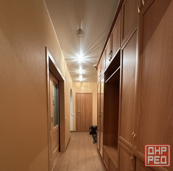 Сдаю двухкомнатную квартиру 65.0 м² этаж 10, город Донецк, Ворошиловский район Донецк - изображение 3