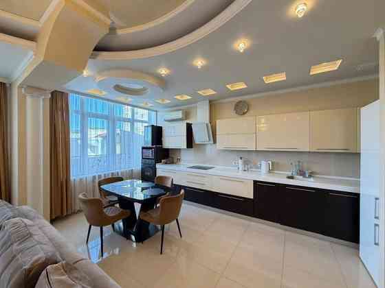 Продажа прекрасной трехкомнатной квартиры в Киевском районе, жк «Центральный» пр.Панфилова Донецк