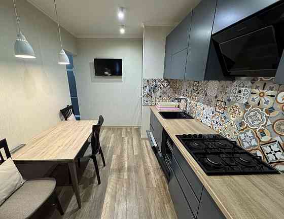 Сдается уютная однокомнатная квартира в Киевском районе. Ориентир Донецк Сити ул. Челюскинцев 269. Донецк