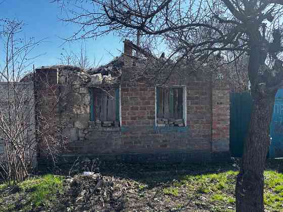 Продам разбитый дом Луганск
