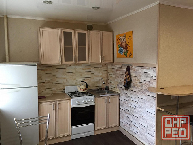 Сдаётся ухоженная студия. Находится в районе 20-ой больницы. Киевский район. Маяк. 2й этаж. Донецк - изображение 1