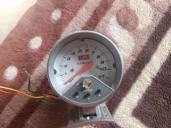 Продам тахометр Макеевка