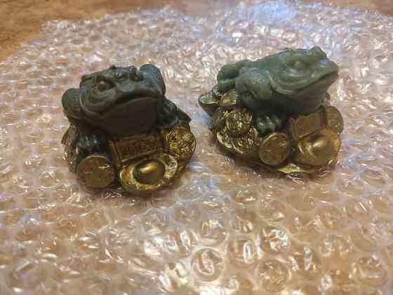 Свеча лягушка/жаба с монетками Донецк