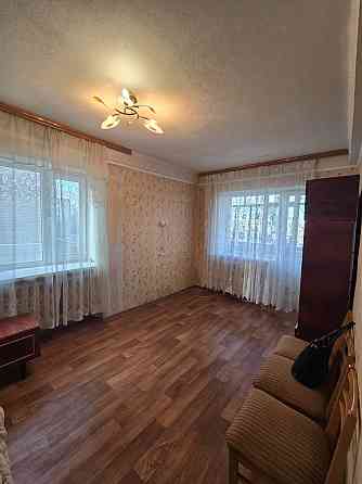 Продам 1 ком. Цирк ! Донецк