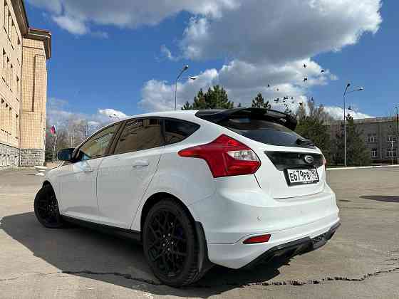 Продам Ford Focus 2014 года 2 литра Донецк
