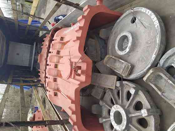 Запчасти к дробилке щековой, конусной, молотковой и т.п. сталь 110г13л Донецк