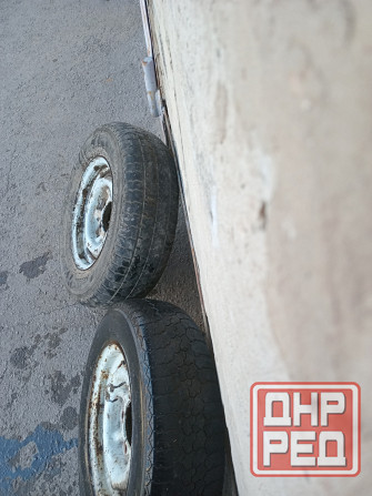 Продаю два колеса в сборе на волгу Донецк - изображение 2