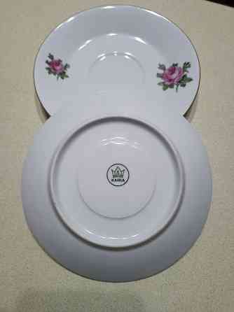 2 блюдца фарфор . роза . каhla . гдр Донецк