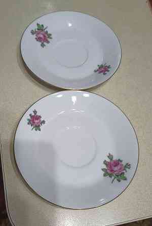2 блюдца фарфор . роза . каhla . гдр Донецк