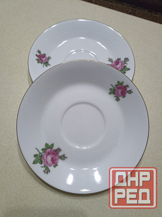 2 блюдца фарфор . роза . каhla . гдр Донецк - изображение 1