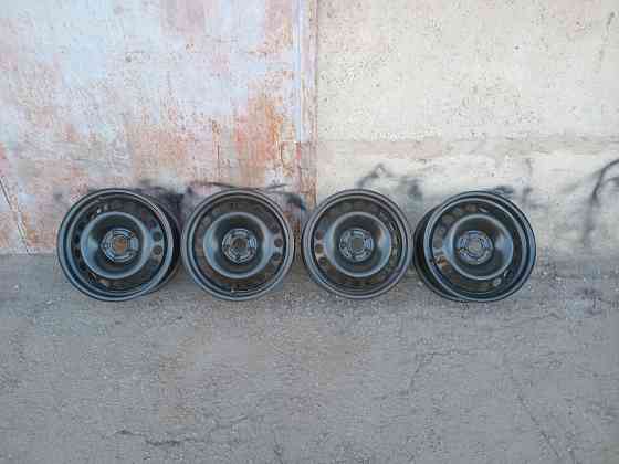 Продаю комплект дисков на шеврале крузе,р 16,разболтовка 5 на 105 Донецк