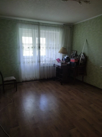 продам крупногабаритную 2-комнатную квартиру на Дск, рядом Текстильщик Донецк