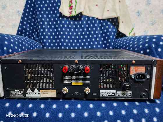 продам усилитель мощности американец Макеевка