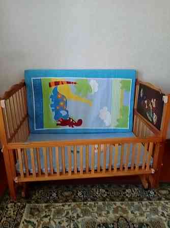 Детская кроватка Манеж с колесиками, полозьями для укачивания Макеевка