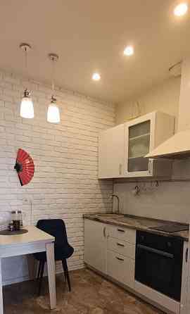 Сдаю двухкомнатную квартиру 50.0 м2 этаж 2 , Пролетарский район, ул. Прожекторная. Донецк