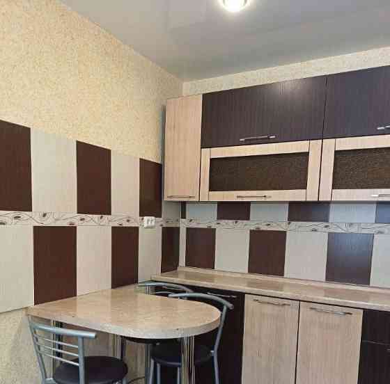 Сдается уютная двухкомнатная квартира на длительный срок. Куйбышевский район, ориентир пл. Бакинских Донецк