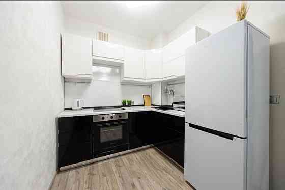 Сдается светлая, вместительная 2-х комнатная квартира в Калининском районе. Ориентир Мед. Институт Донецк