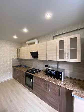 Расположение: Калининский р-н, пр-кт Ильича, ост. Грузия (красные дома) Донецк