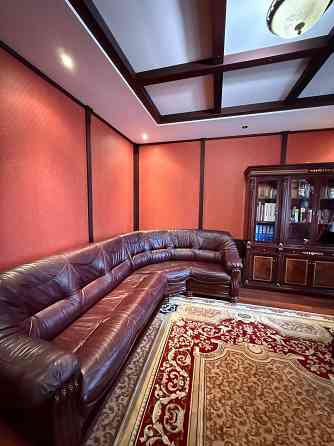 3-х комнатная , 25 -летия ркка ,новострой , кирпичный Донецк