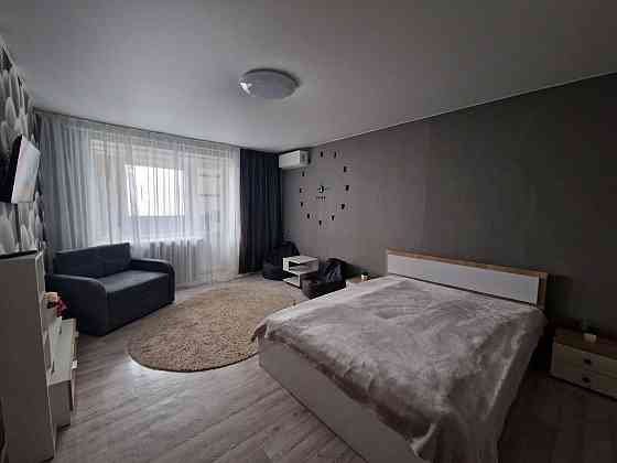 Сдам посуточно 1 комнатные квартиры с ремонтом Амвросиевка