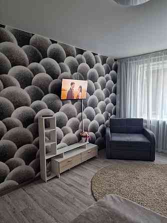 Сдам посуточно 1 комнатные квартиры с ремонтом Амвросиевка