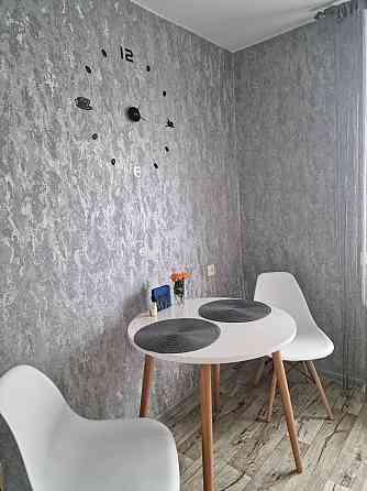 Сдам посуточно 1 комнатные квартиры с ремонтом Амвросиевка