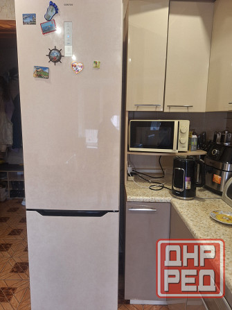 Продам холодильник Енакиево - изображение 1