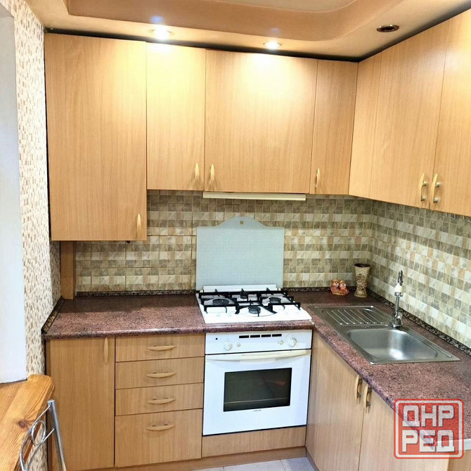 Продается уютная двухкомнатная квартира площадью 48 м² в Донецка, по адресу ул. Капитана Ратникова, Донецк - изображение 1