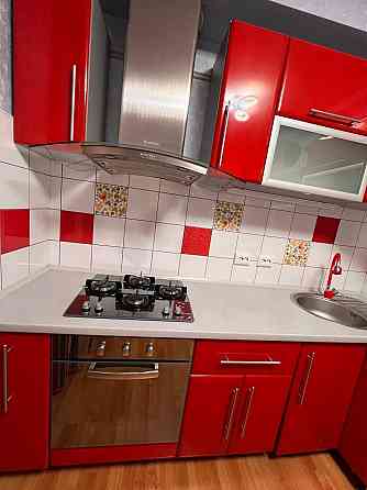 Продам отличную 2-х квартиру, пл. Шахтерская Донецк