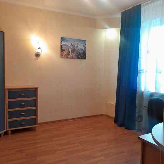 Продам отличную 2-х квартиру, пл. Шахтерская Донецк