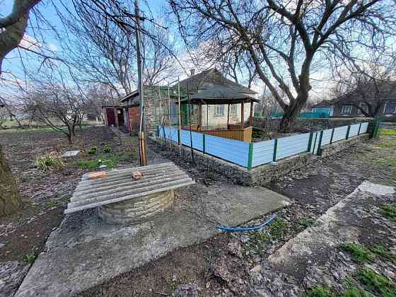 Продам дом с большим участком земли с. Раздольное Старобешево