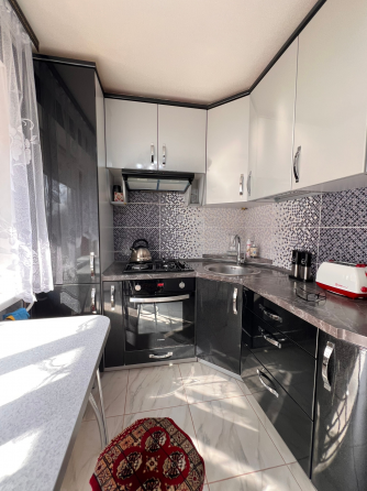 Продажа 3-х комн. квартиры в Центрально-Городском районе г. Макеевка, мкрн. Центральный, д. 2 Макеевка