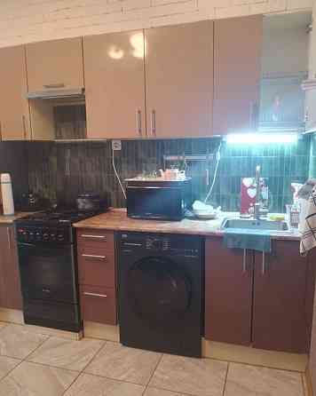 Сдаю однокомнатную квартиру 37.0 м² этаж 1/5 район Ворошиловский, улица Щорса, Парк кованых фигур Донецк