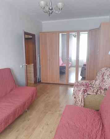 Сдаю однокомнатную квартиру 37.0 м² этаж 1/5 район Ворошиловский, улица Щорса, Парк кованых фигур Донецк