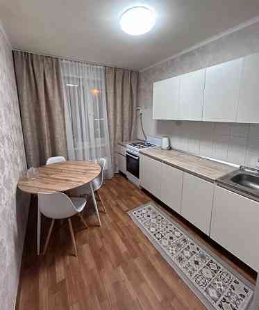 Сдается после косметического ремонта уютная двухкомнатная квартира в Ленинском районе на Боссе Донецк