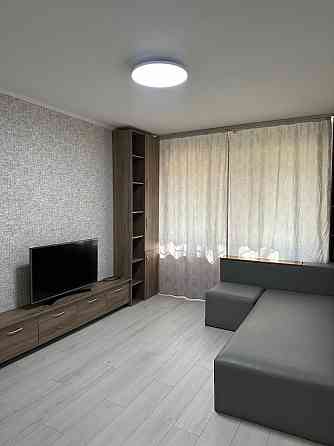 Однокомнатная квартира Калининский р-н. Ориентир: ост. Дружба, школа 95. Все, что на фото остается Донецк