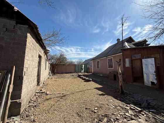 Сдается дом в хорошем состоянии, с удобным расположением в Будённовском районе. Донецк