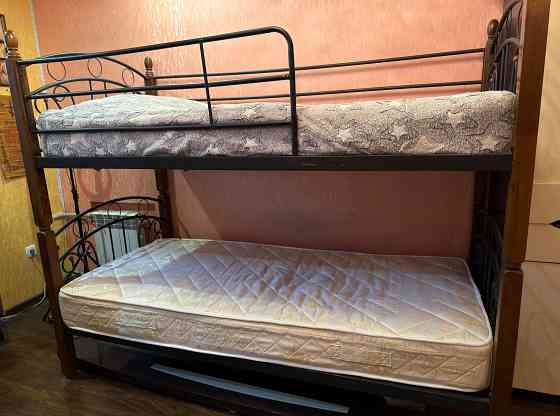 Продается двухъярусная кровать. Макеевка