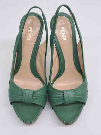 Босоножки женские 39 Fendi оригинал зеленые Донецк
