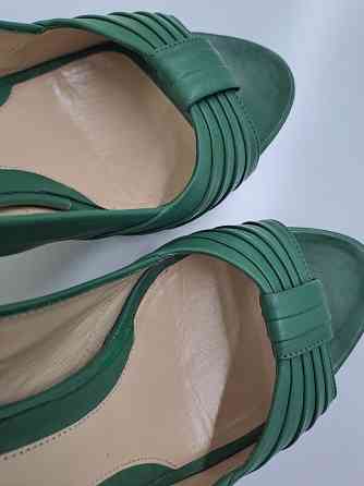 Босоножки женские 39 Fendi оригинал зеленые Донецк