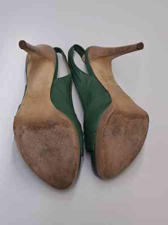 Босоножки женские 39 Fendi оригинал зеленые Донецк