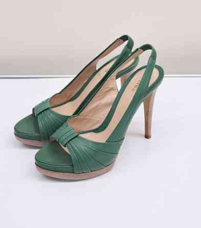 Босоножки женские 39 Fendi оригинал зеленые Донецк