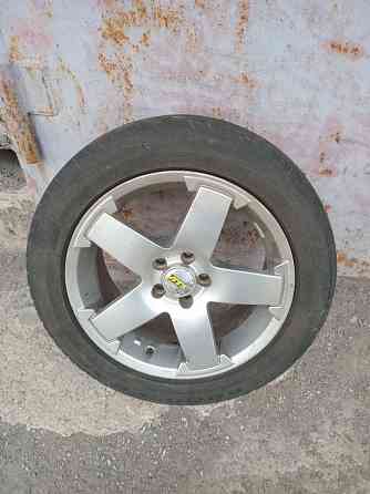 Продаю запаску р 16,разболтовка 5 на 100 Донецк