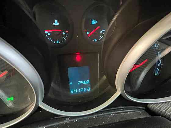 Продам Chevrolet Cruze 2010 год. Газ вписан. 1 собственник. Макеевка