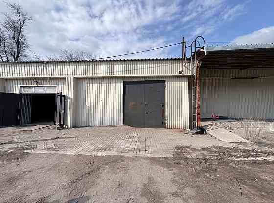 Аренда Гаражный бокс 90 м² с ямой. Участок под стоянку. м-н "Октябрьский" Донецк