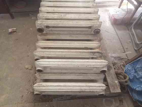 Радиаторы чугунные б/у Макеевка