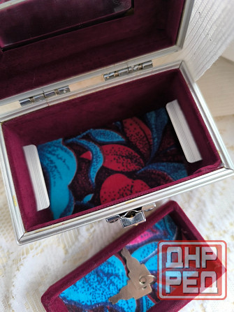 Сундучок б/у для бижутерии и украшений Донецк - изображение 7