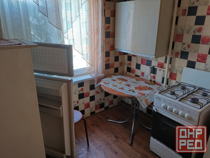 Аренда долгосрочно! 1 комнатной квартиры Город Харцызск, ул. Октябрьская (центр города) ман.Ромашка Харцызск - изображение 1