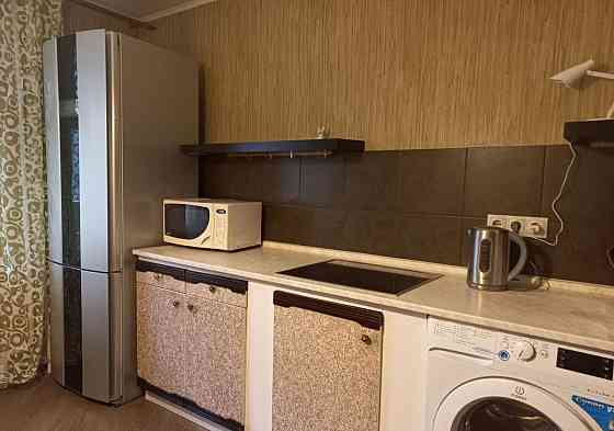 Сдаю однокомнатную квартиру 40.0 м² этаж 2/9 Киевский район, Донецк Сити, пешая доступность к Шахтер Донецк